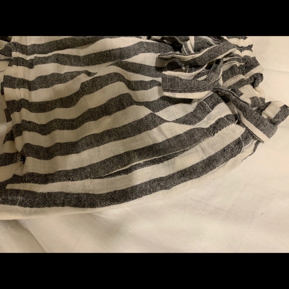 paperbag / flowy shorts with tie belt - Picture 3 of 4